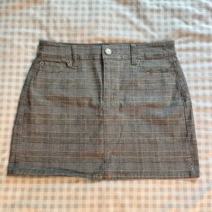 Plaid mini skirt